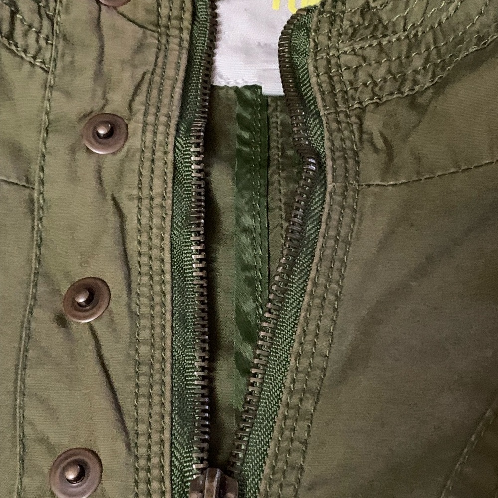 Hoody - Picture 9 of 9